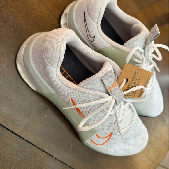 Nike Metcon 9 | Men’s Size 14 | White/Silver/Orange - Picture 2 of 8